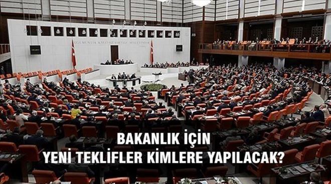 Bakanlık için yeni teklifler kimlere yapılacak?