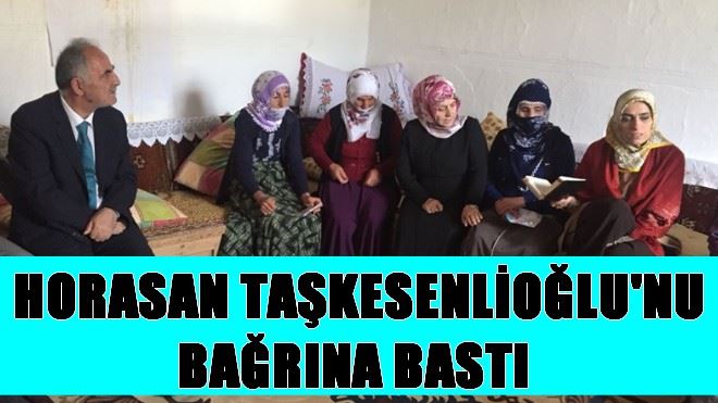 HORASAN TAŞKESENLİOĞLU´NU BAĞRINA BASTI 